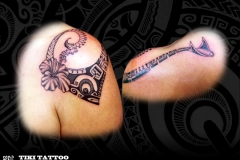 Tatouage_epaule_fleur_femme_marquisien