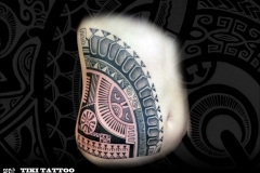 Tatouage_flanc_ventre_femme
