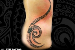Tatouage_marquisien_hanche_cote_femme