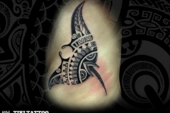 Tatouage_raie_manta_flanc_cote