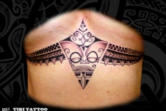 Tattoo_Femme_marquisien_poitrine
