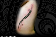 Tiki_tattoo_tatouage_cote_femme
