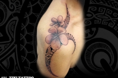 fleur_frangipanier_tatouage_tiki_tattoo