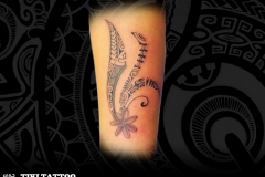 tatouage_avant_bras_fleur