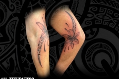 tatouage_avant_bras_fleur_femme