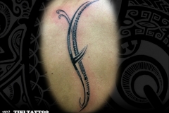 tatouage_dos_femme_colone_vertebrale