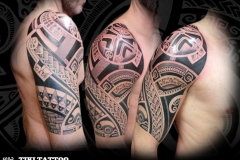 Tatouage-epaule-marquisienne-tagaloa-tiki-tattoo