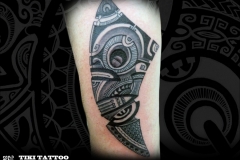 Tatouage_Tiki_Homme_avant_bras