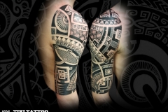 Tatouage_epaule_biceps_tour_complet_tiki_tattoo
