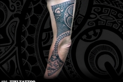 tatouage_bras_face_exterieur_pointe