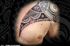 tatouage_pointe_pec